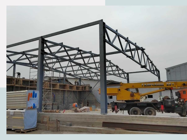 Строительство цехов в Гукове