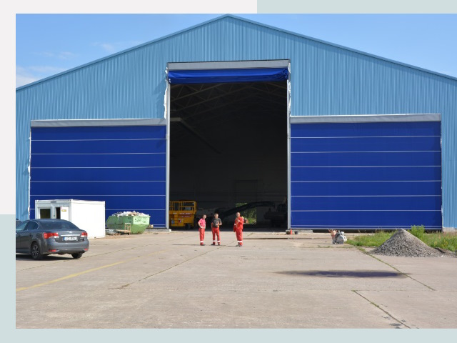 Ангарные ворота в Гуково от СтальСтрой-Гкв по цене 616 руб.